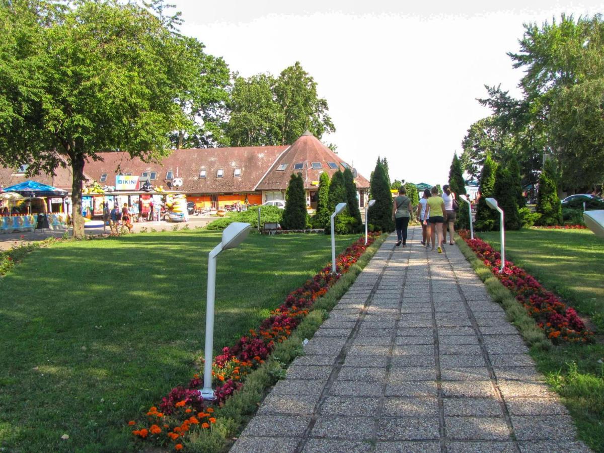 Holiday Home Balatontourist Fuered-1 By Interhome Balatonfüred Exteriör bild