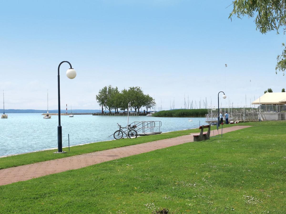 Holiday Home Balatontourist Fuered-1 By Interhome Balatonfüred Exteriör bild